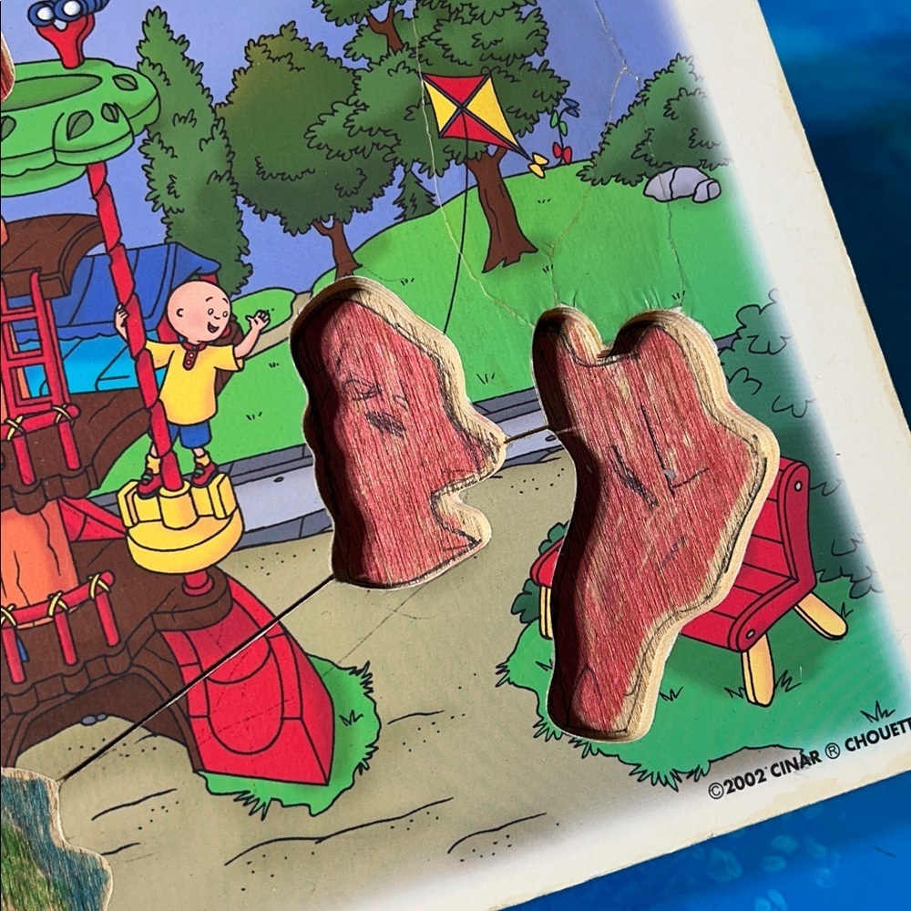🔥🔥Vintage Caillou Cinar 2002 Wooden Puzzle for Kids - Picture 3 of 7